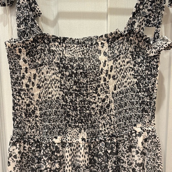 Altar'd State Black & White Dress - Picture 3 of 3